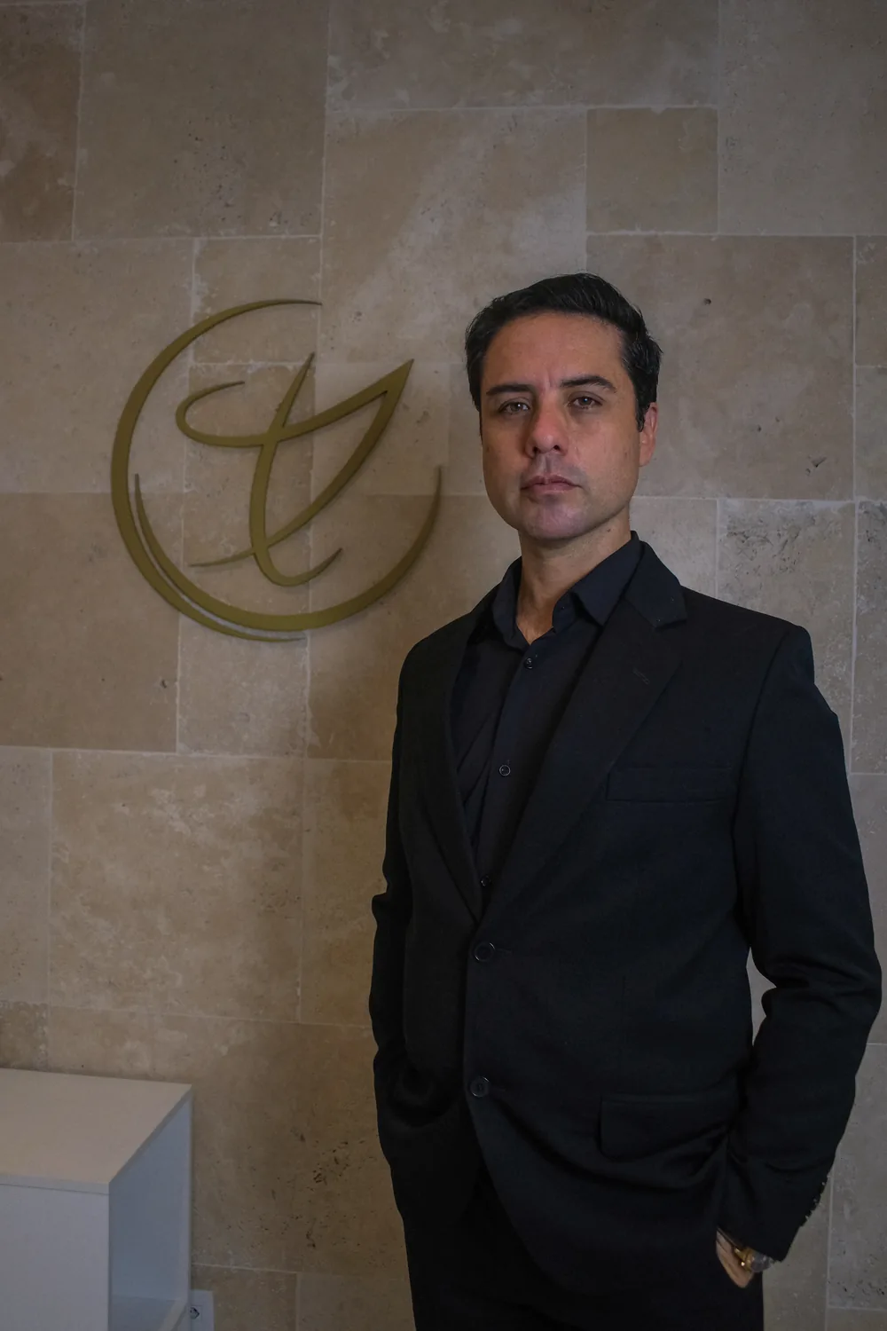 Dr. Gustavo Terán na Clínica Terán & Abril